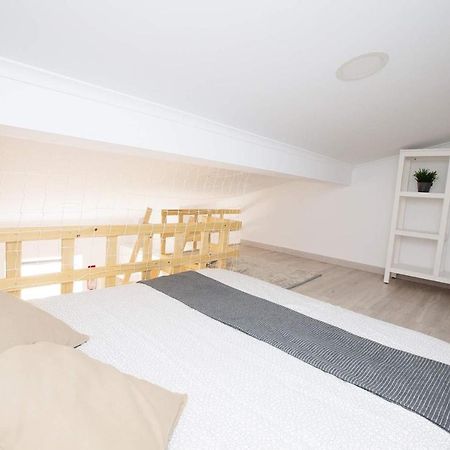 Ferienwohnung E5Tudio Esq. Peniche Exterior foto
